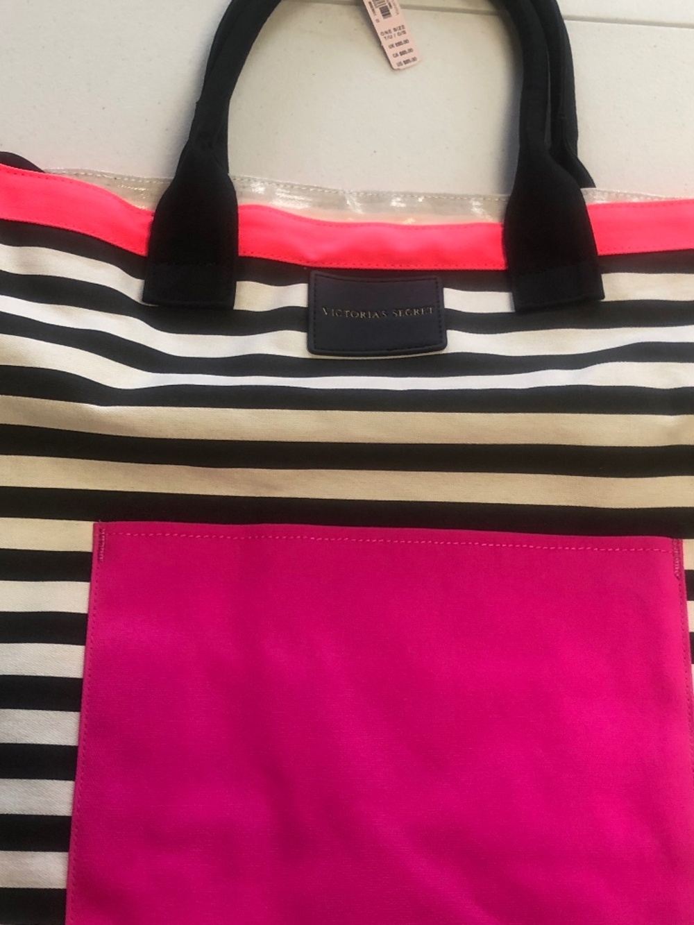 VICTORIAS SECRET XL STRIPED TOTE. NWT - RETAIL $85
